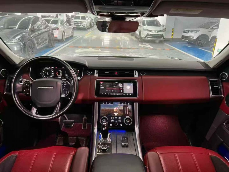 广州19年路虎揽胜运动3