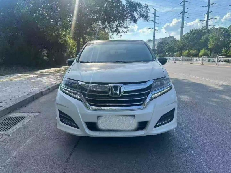 济南19年本田艾力绅1