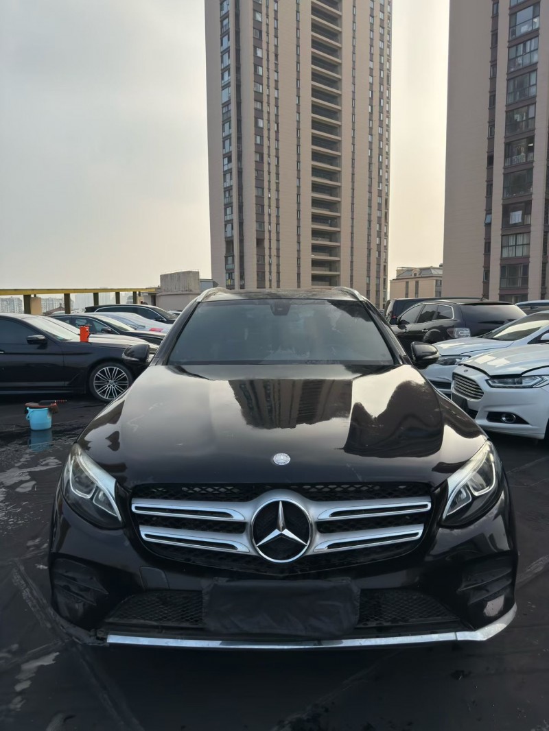 盐城17年奔驰GLC1