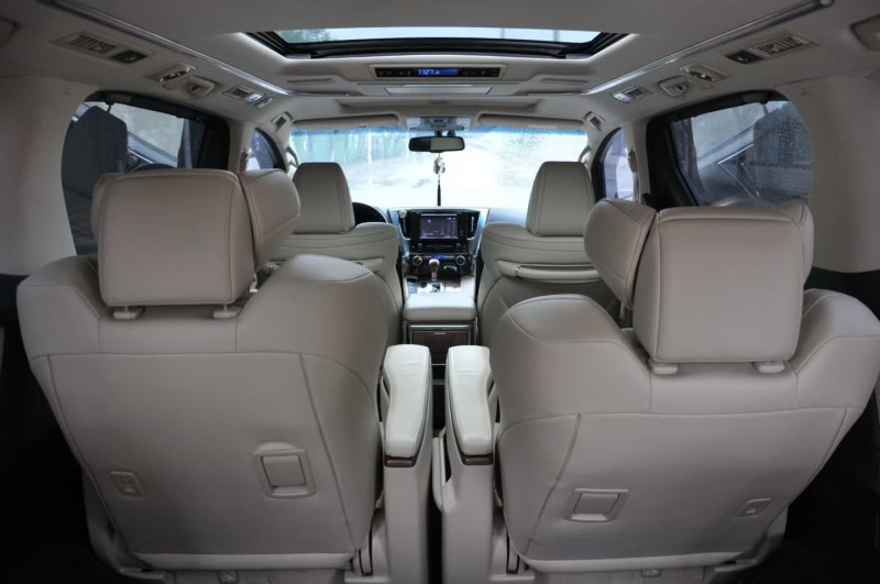 平顶山17年丰田埃尔法6