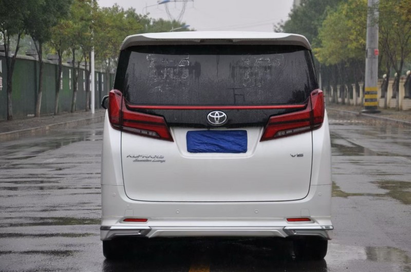 平顶山17年丰田埃尔法9