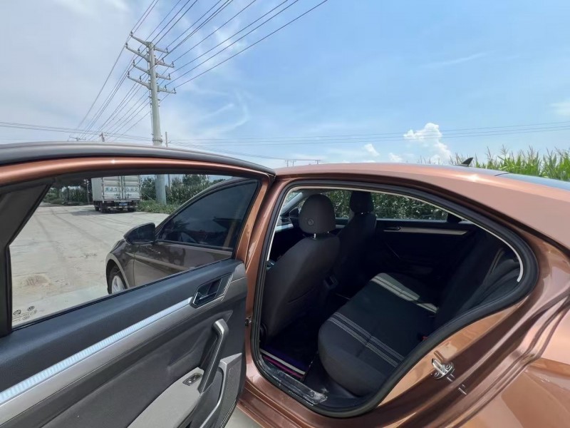 沧州17年大众凌渡8