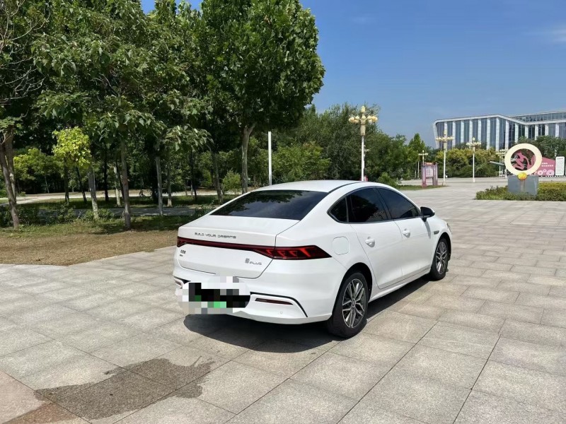 沧州21年比亚迪秦5