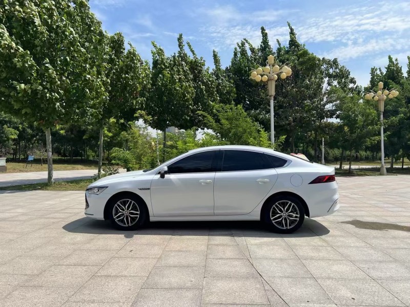 沧州21年比亚迪秦6