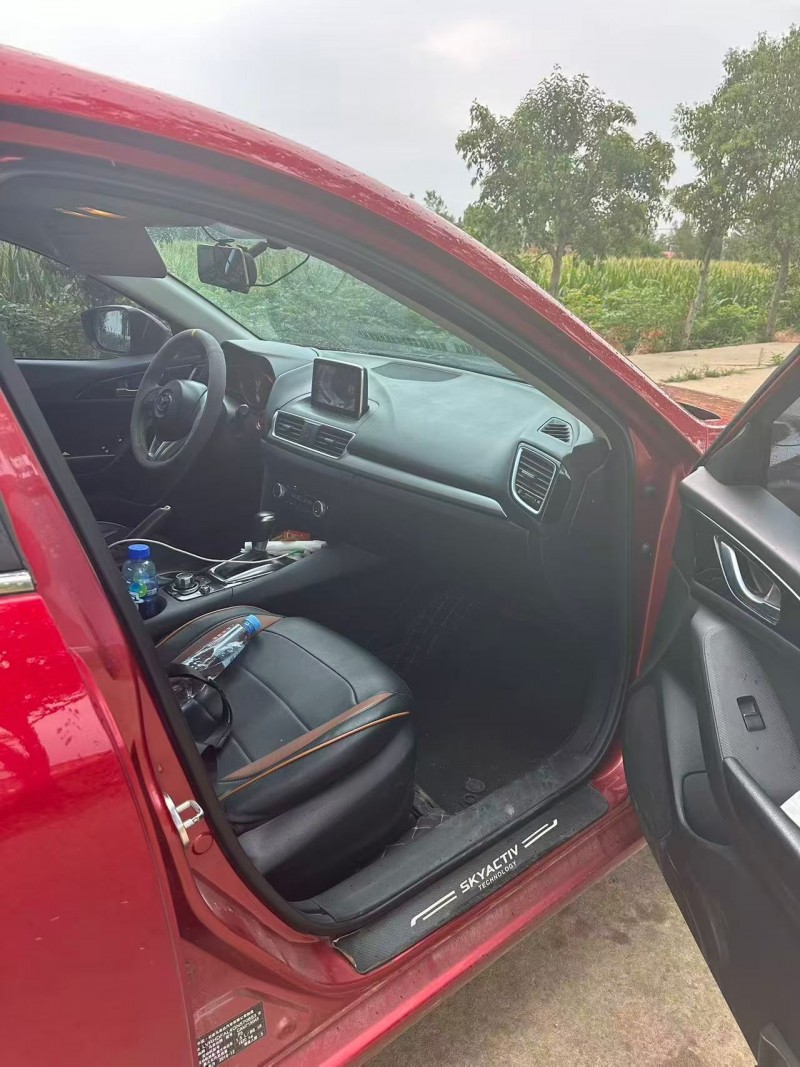 安阳17年马自达昂克赛拉4