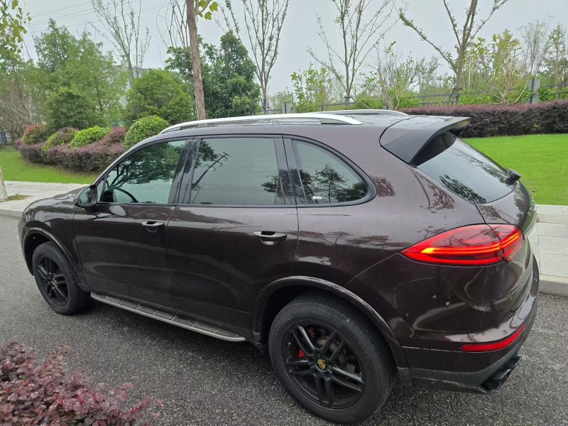 苏州18年保时捷卡宴7