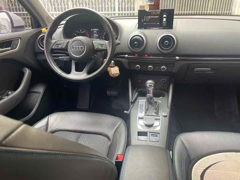 济宁20年奥迪A35