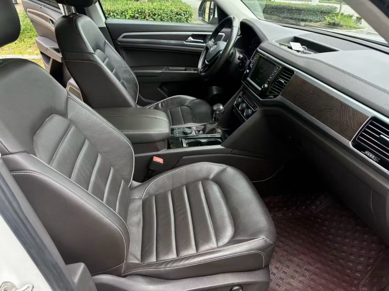 苏州22年大众途昂5