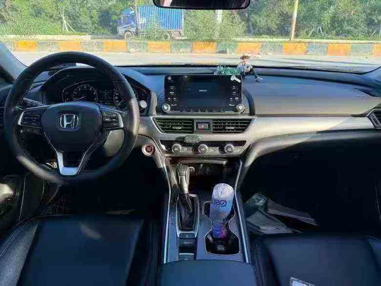 珠海20年本田雅阁4