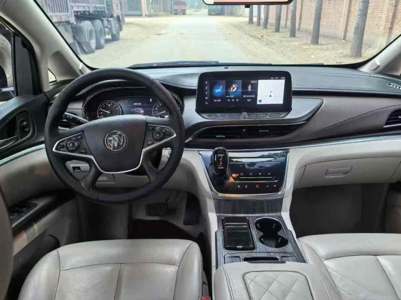 保定20年别克GL86