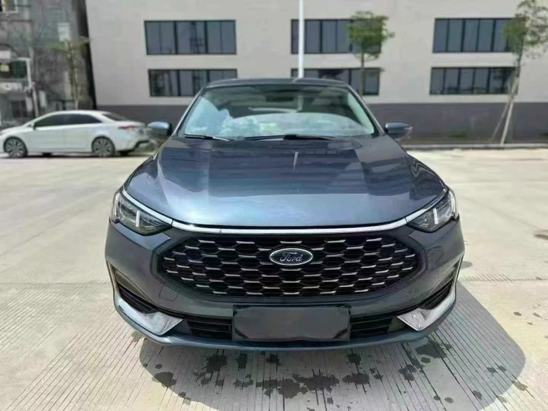 汕头22年福特福睿斯1