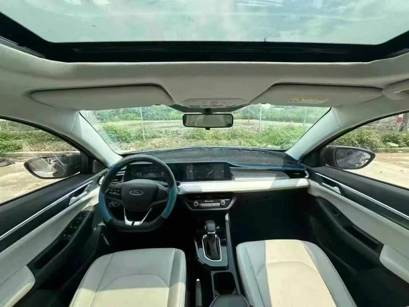 汕头22年福特福睿斯5