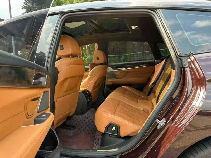 广州19年宝马6系8