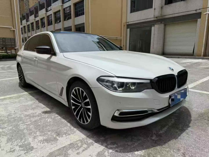 广州19年宝马5系3