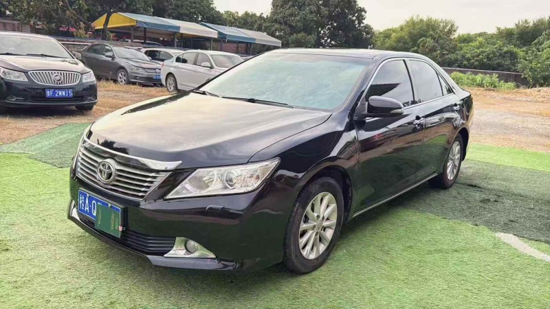 广州13年丰田凯美瑞2