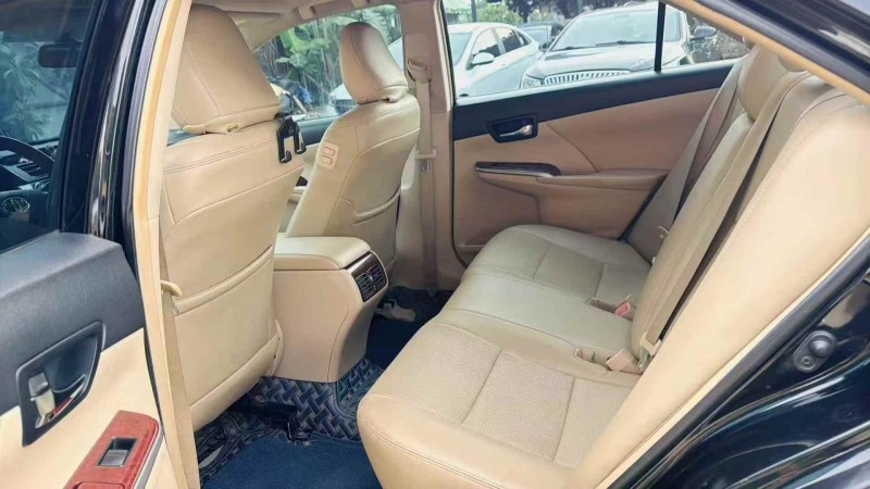 广州13年丰田凯美瑞4