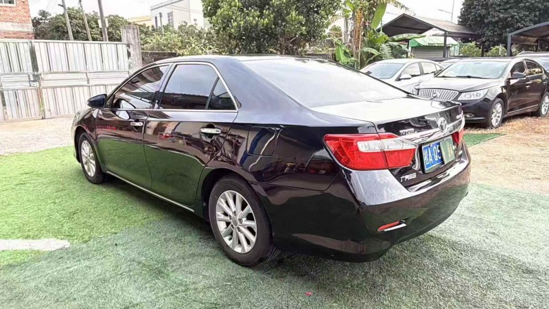 广州13年丰田凯美瑞6