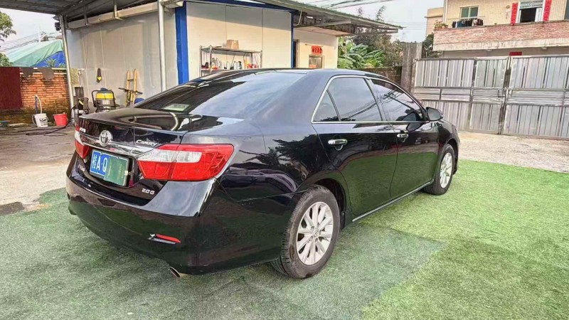 广州13年丰田凯美瑞7