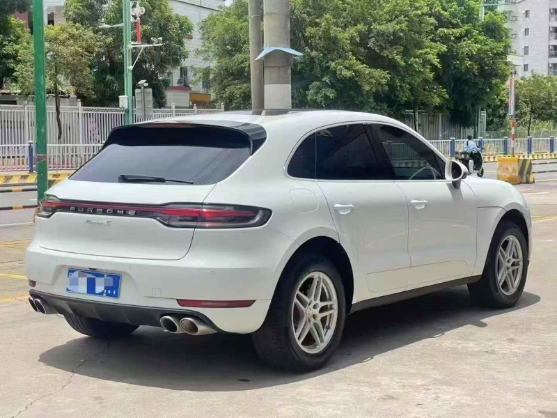 广州20年保时捷Macan8