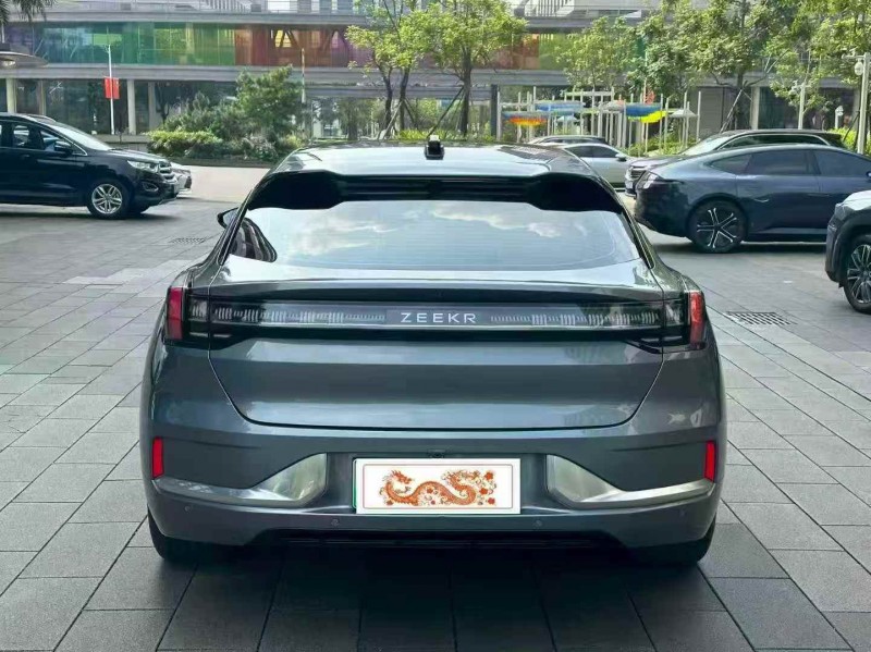 广州23年极氪汽车0019