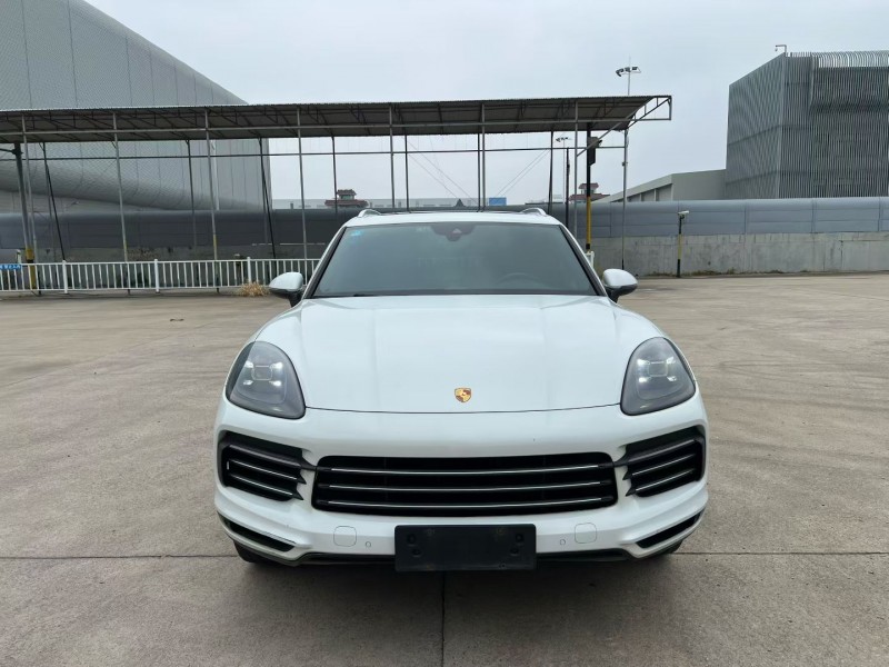 杭州19年保时捷卡宴1