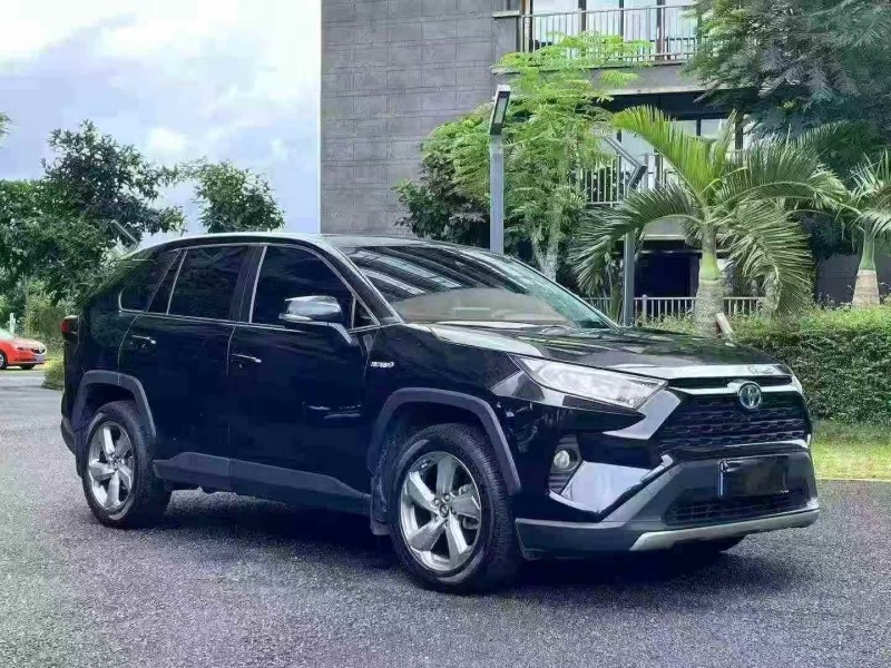 广州21年丰田RAV4荣放3