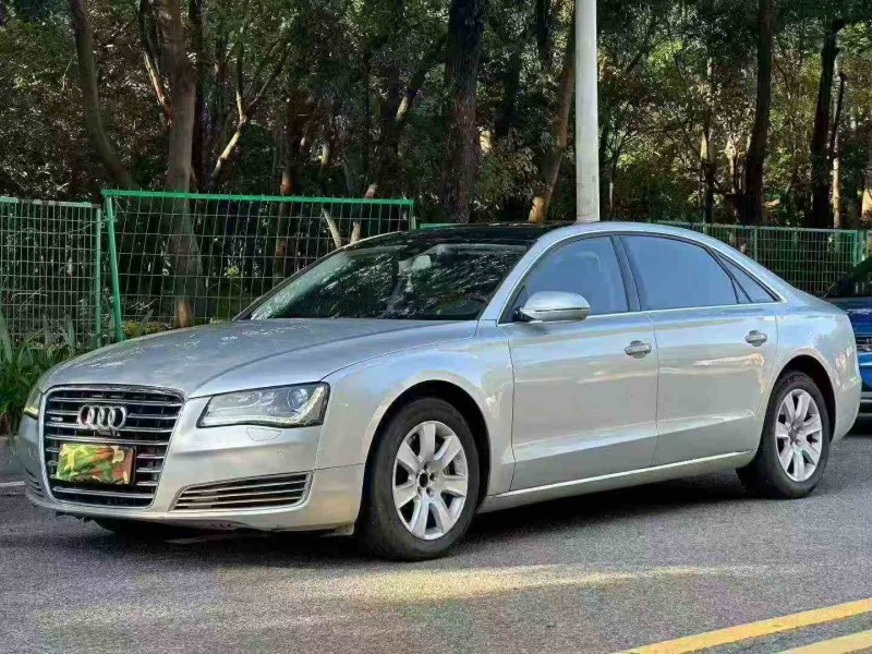 汕头12年奥迪A8L3