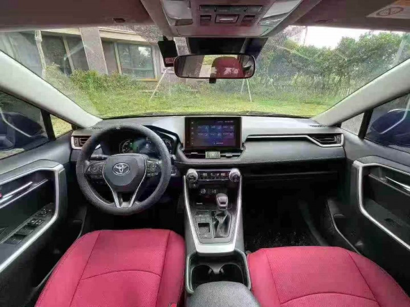 广州21年丰田RAV4荣放6