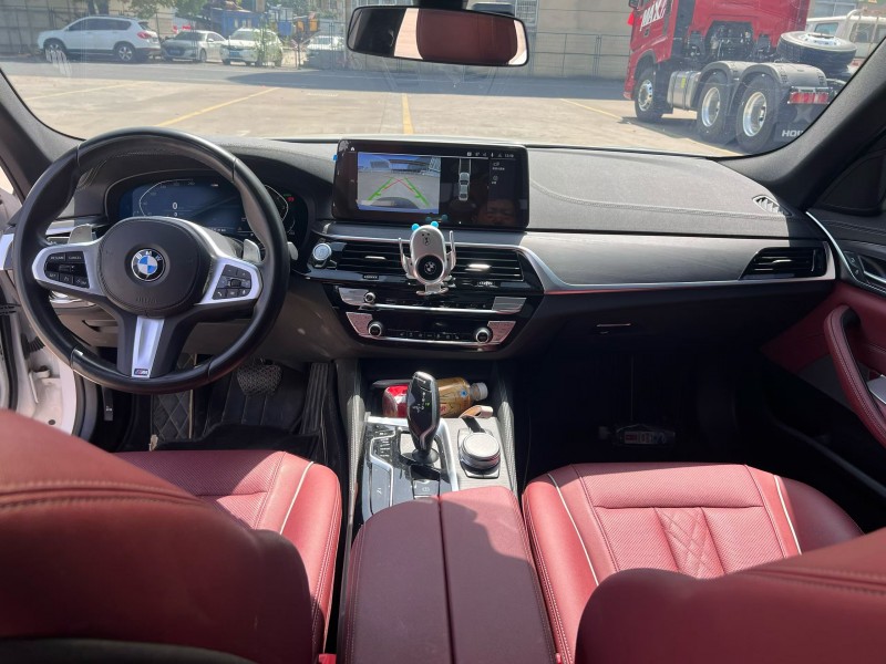 杭州23年宝马5系8