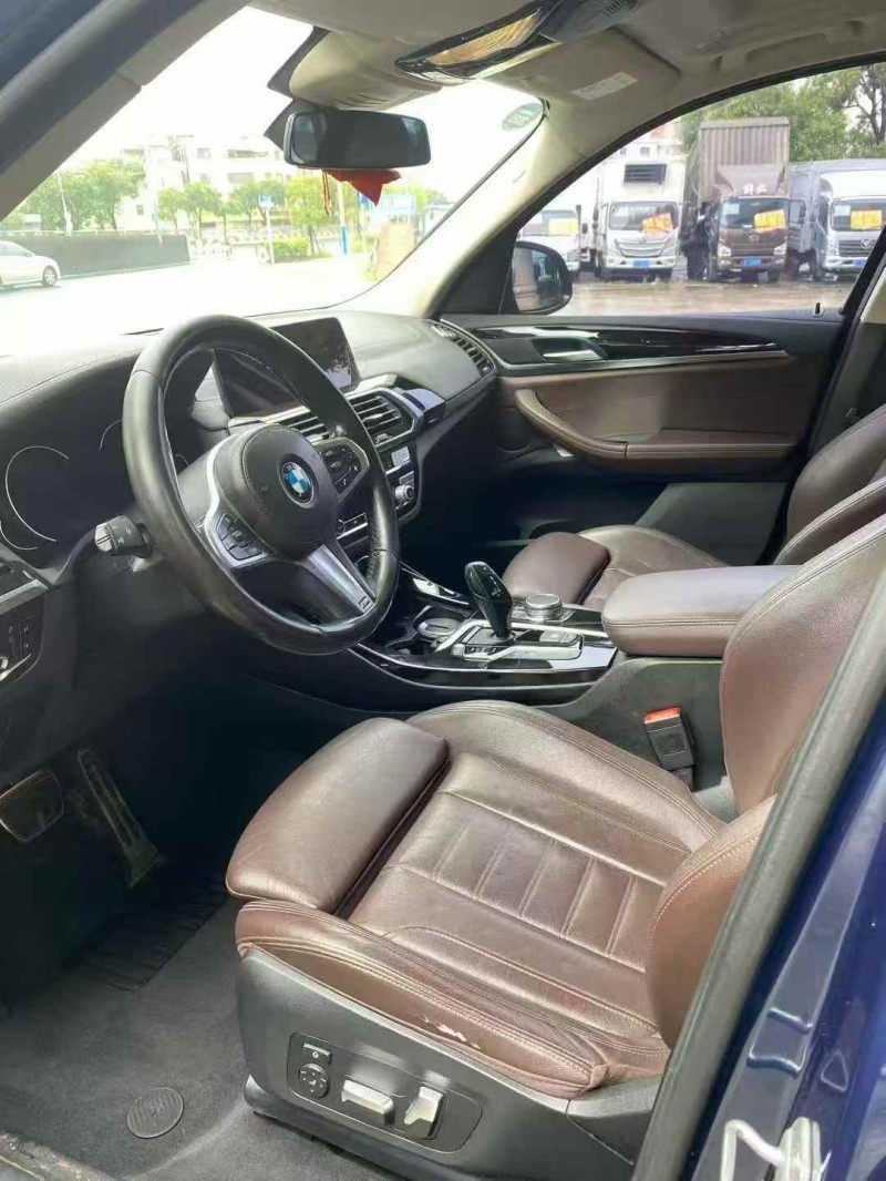 广州25年宝马X38