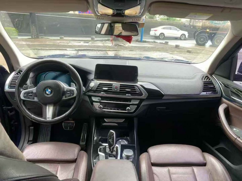 广州19年宝马X37