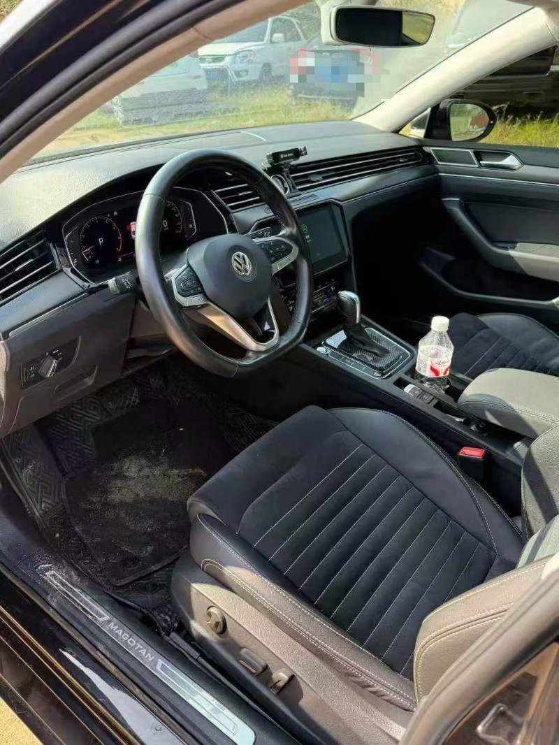 青岛20年大众迈腾4