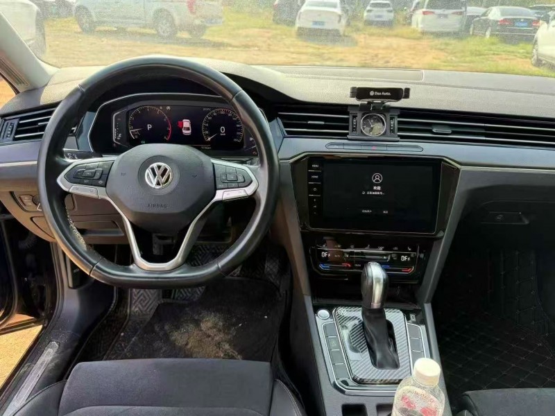 青岛20年大众迈腾6