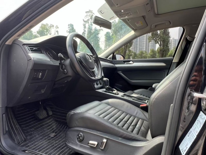 青岛19年大众迈腾4