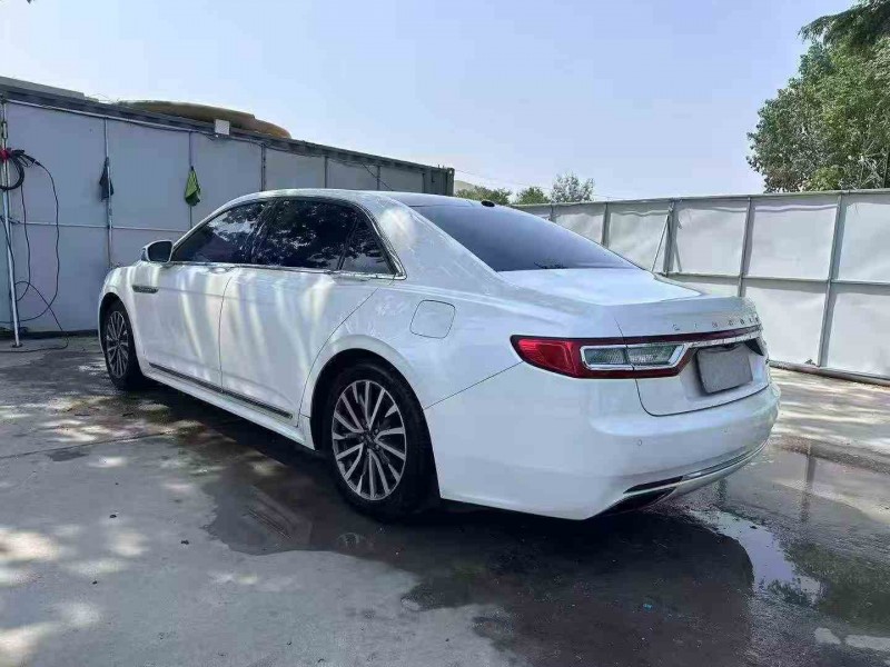 烟台18年林肯大陆8