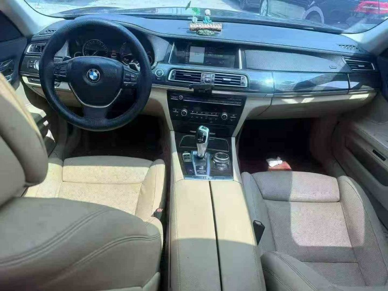 济宁14年宝马7系6