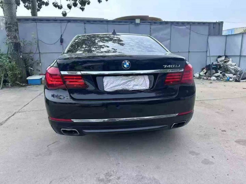 济宁14年宝马7系9