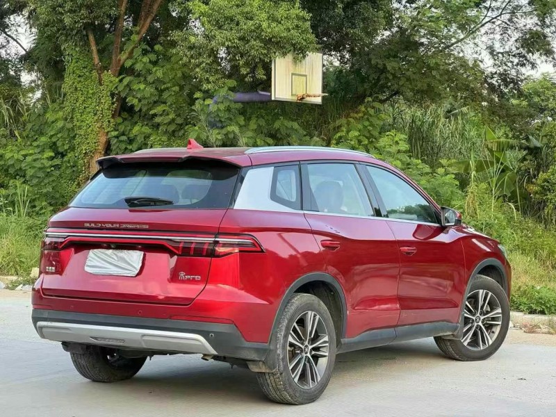 汕头19年比亚迪宋8