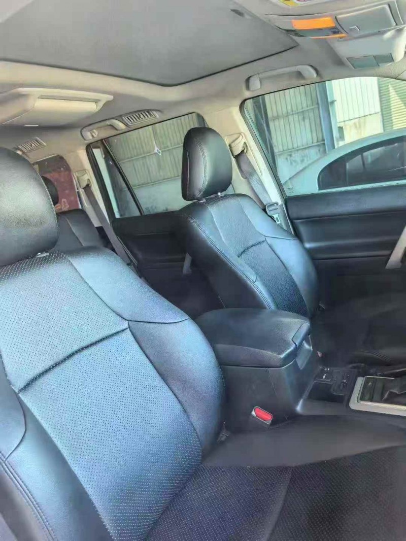 汕头18年丰田普拉多6