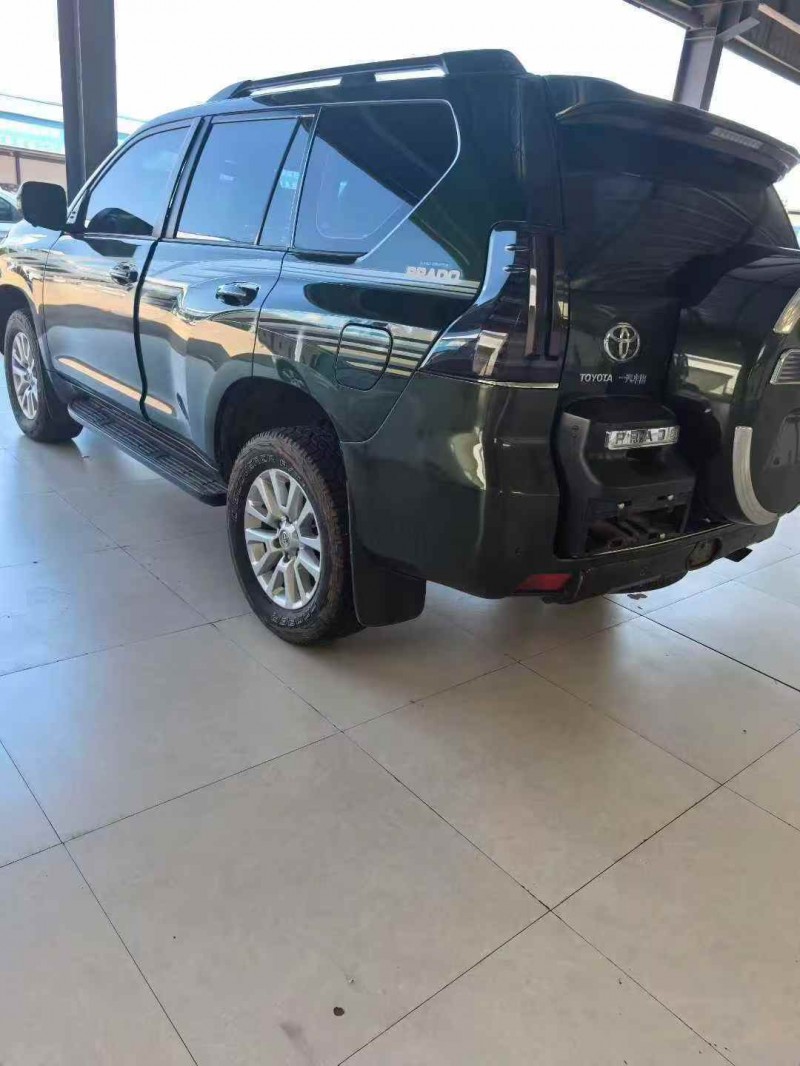 汕头18年丰田普拉多8