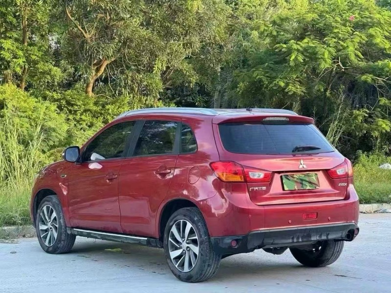 汕头16年三菱劲炫7