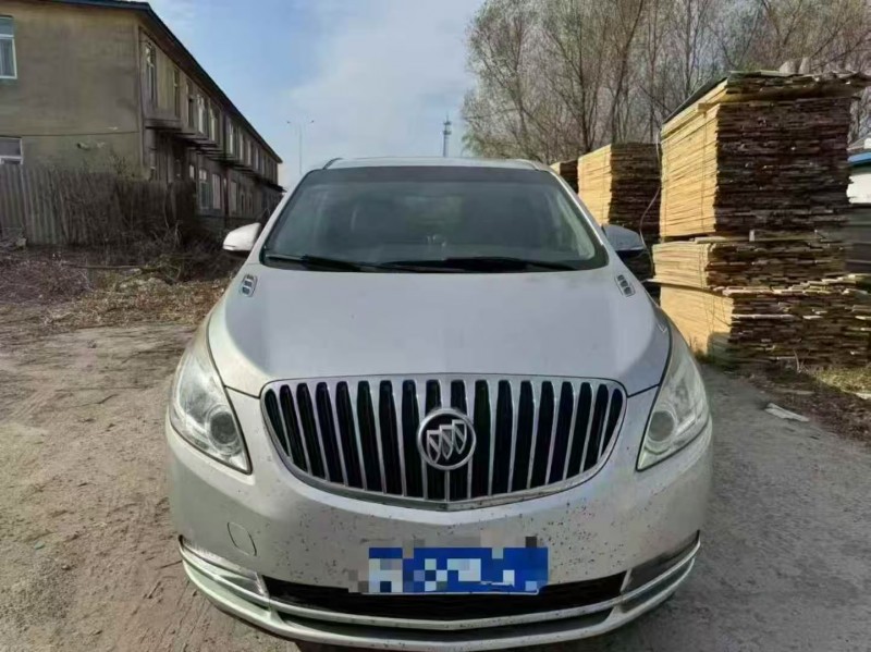 石家庄13年别克GL81