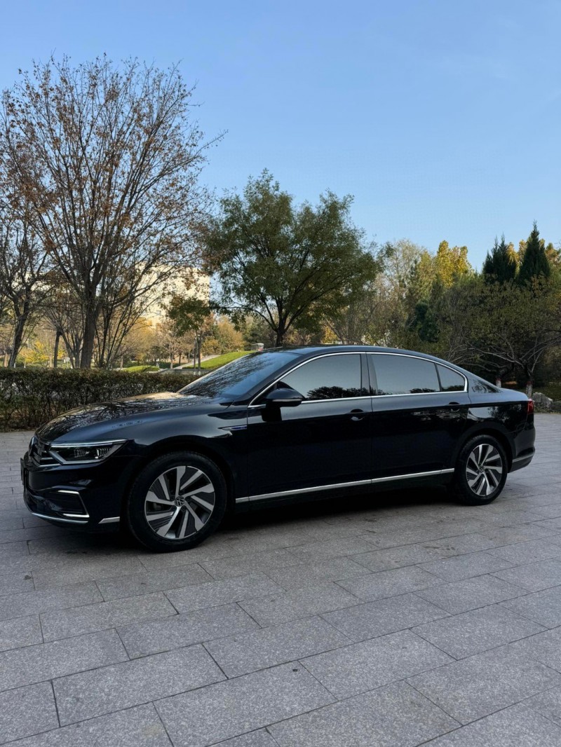 保定24年大众迈腾2