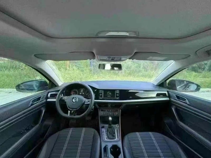 汕头19年大众朗逸5