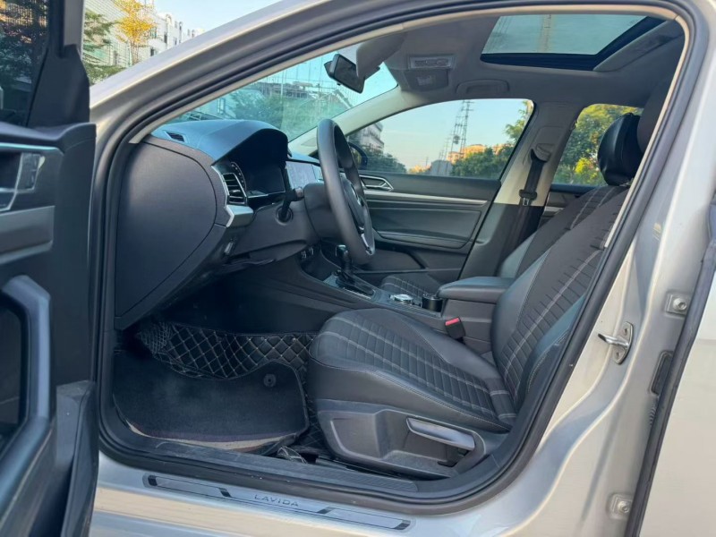 汕头21年大众朗逸4