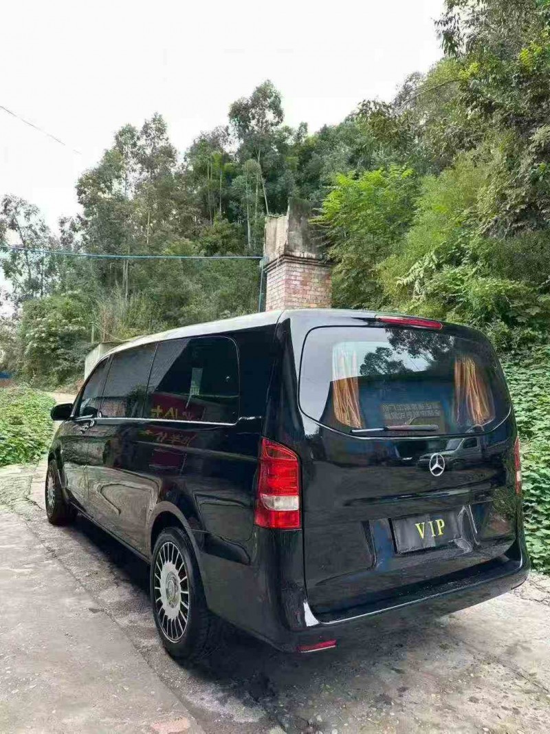 绵阳19年奔驰威霆7