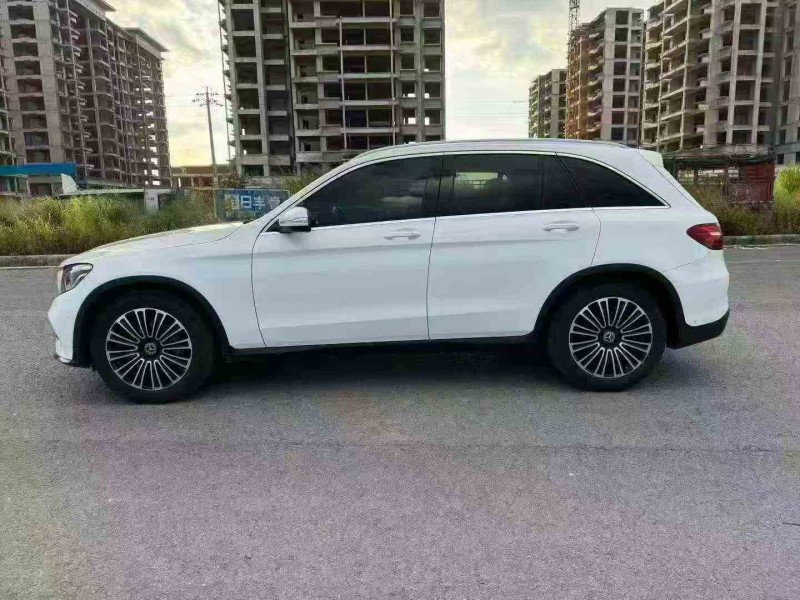 桂林18年奔驰GLC6
