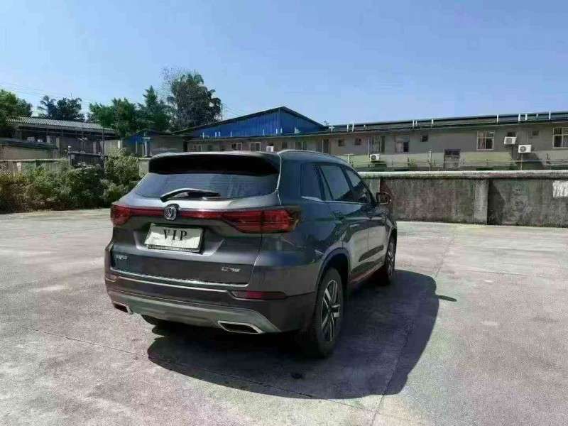 钦州23年长安汽车CS757