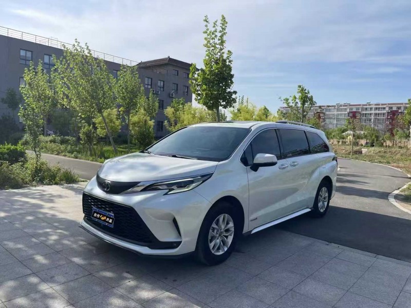 沧州23年丰田格瑞维亚3