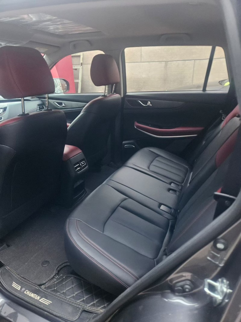 天津22年长安汽车CS755